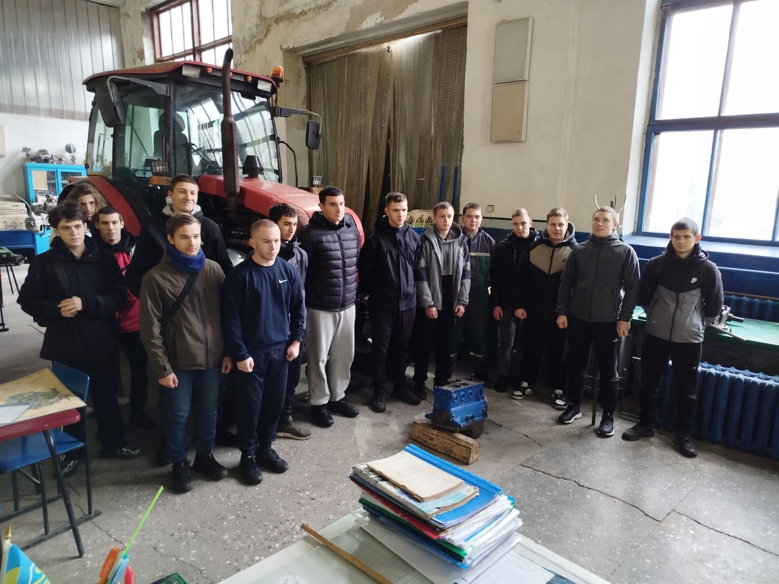 Ви зараз переглядаєте Конкурс “Кращий знавець дисципліни «Трактори і автомобілі»”