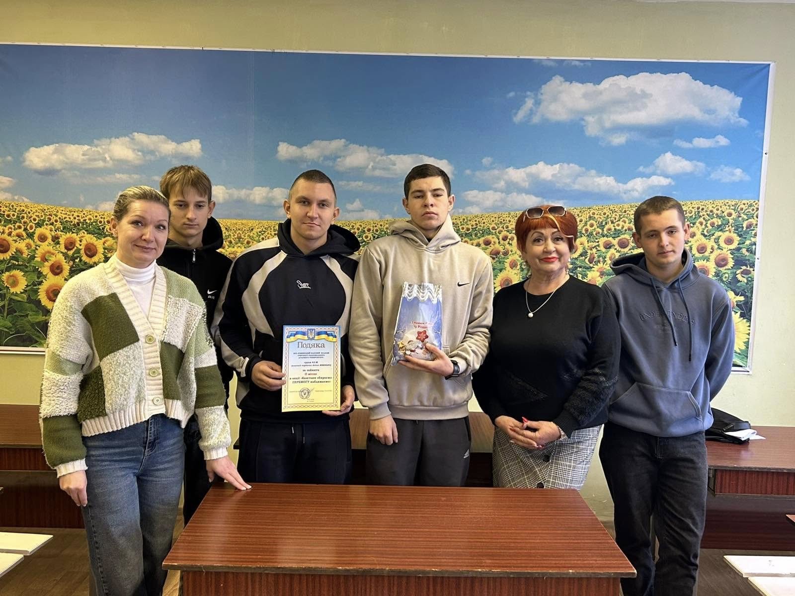 Ви зараз переглядаєте У коледжі підбили підсумки екологічної акції «Каштани збираємо — Перемогу наближаємо»