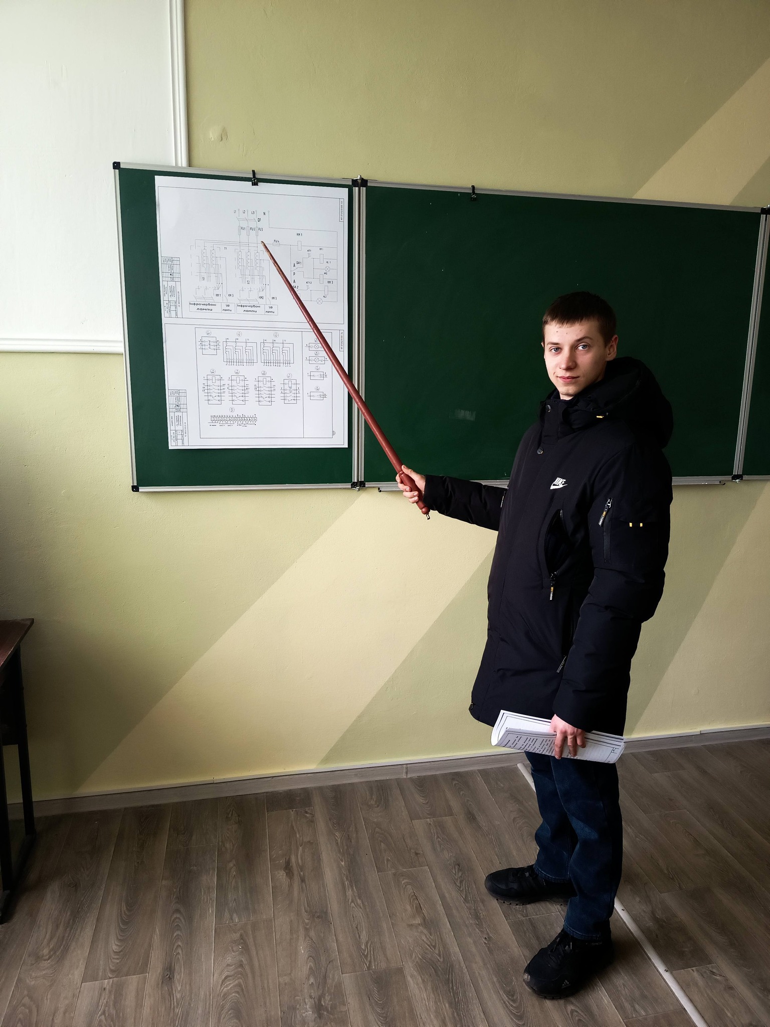 Ви зараз переглядаєте Захист курсових проєктів на Фінансово-енергетичному відділенні: автоматизація технологічних процесів у практичному застосуванні