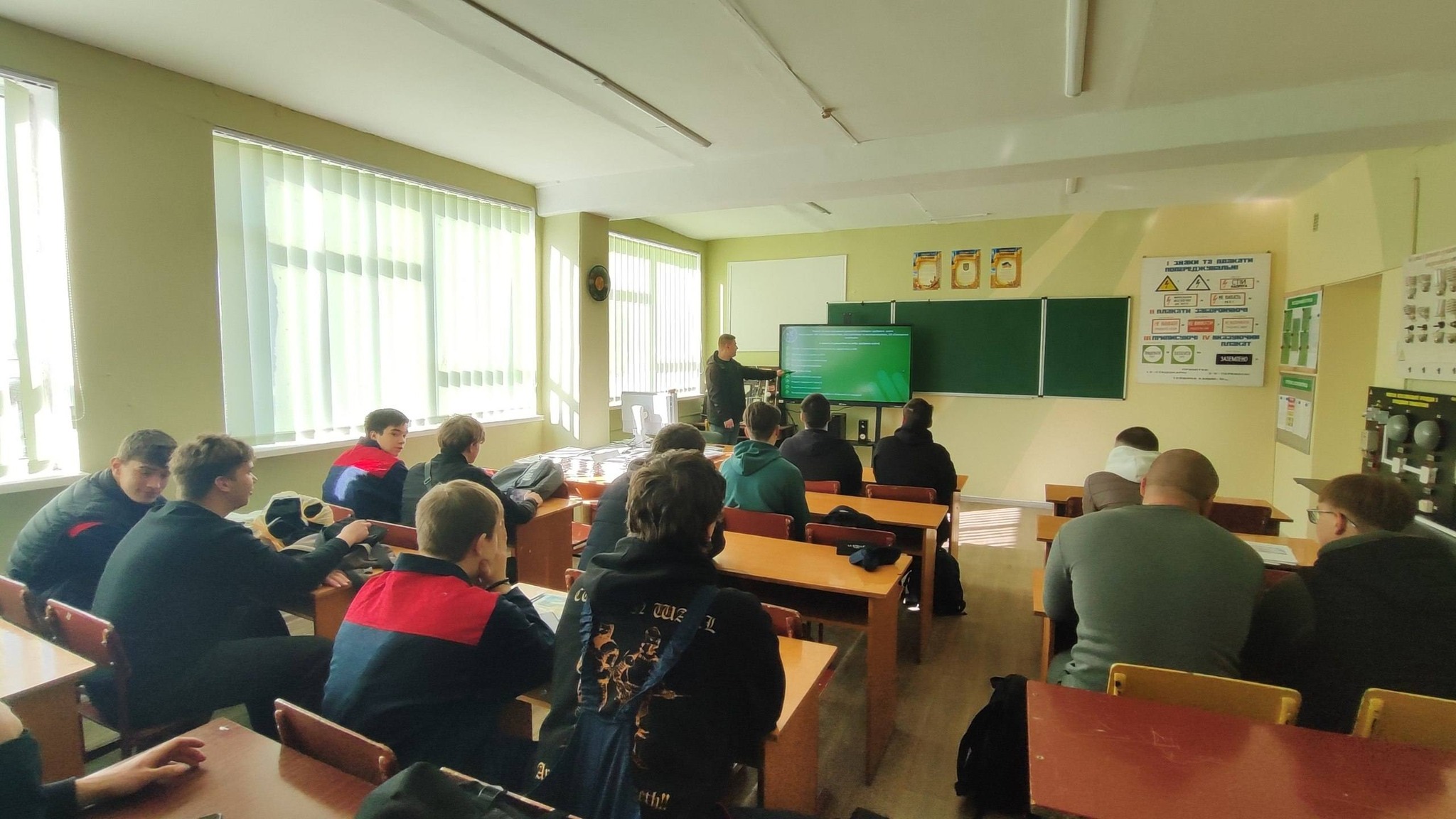 Ви зараз переглядаєте Ознайомлення з вибірковими дисциплінами за ОПП «Електроенергетика, електротехніка та електромеханіка»