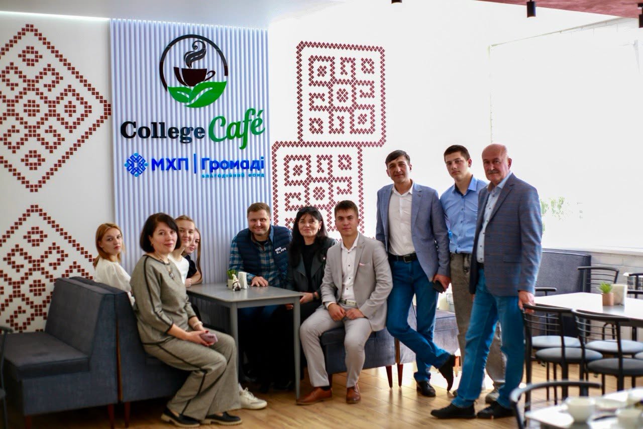 Ви зараз переглядаєте «СтудCafe» — новий студентський простір у Роменському фаховому коледжі СНАУ